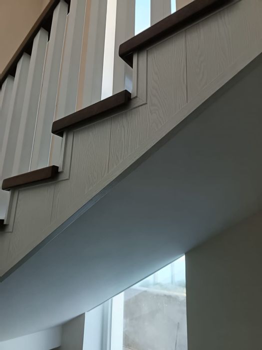 Изготовление лестниц для домов и коттеджей.