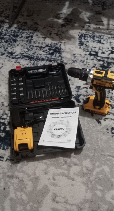Shurpovyor DeWALT