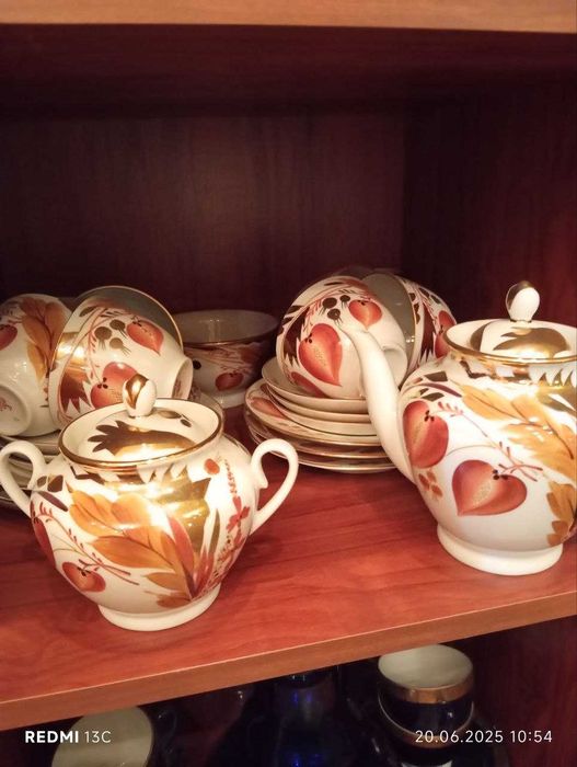 Продаются чайные, кофейные сервизы СССР