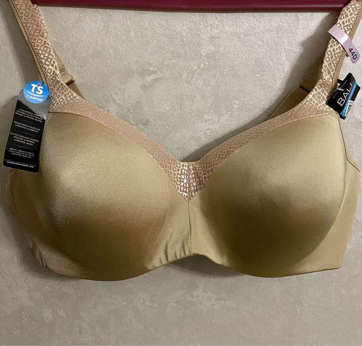 Продам бюстгальтеры