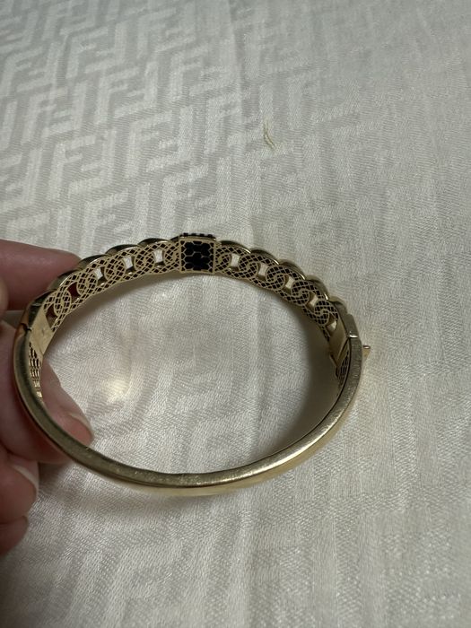 Золотой браслет