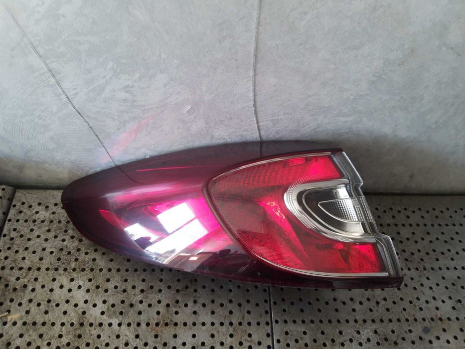 Stop tripla lampa stanga aripa renault megane 3 265550010r 89319371