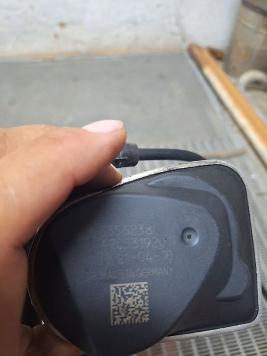 Дроссельная заслонка