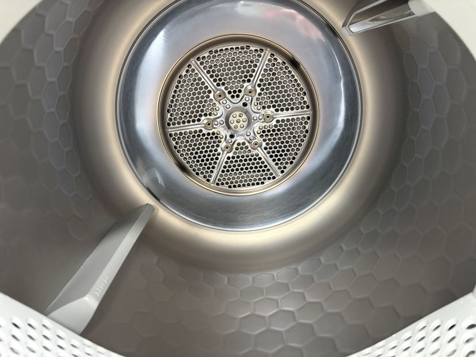 Miele TDB 230 WP Eco  Сушилня с термопомпа . Произведена в Германия/24 мес гаранция