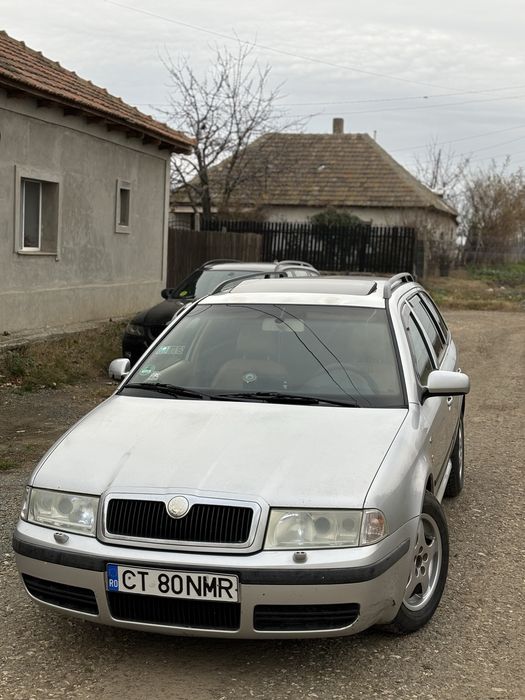 Vând sau schimb Skoda Octavia 1