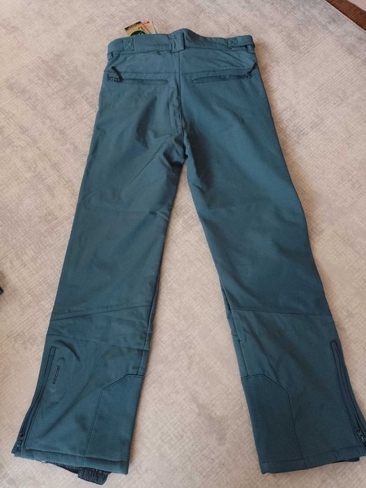 Нов ски панталон