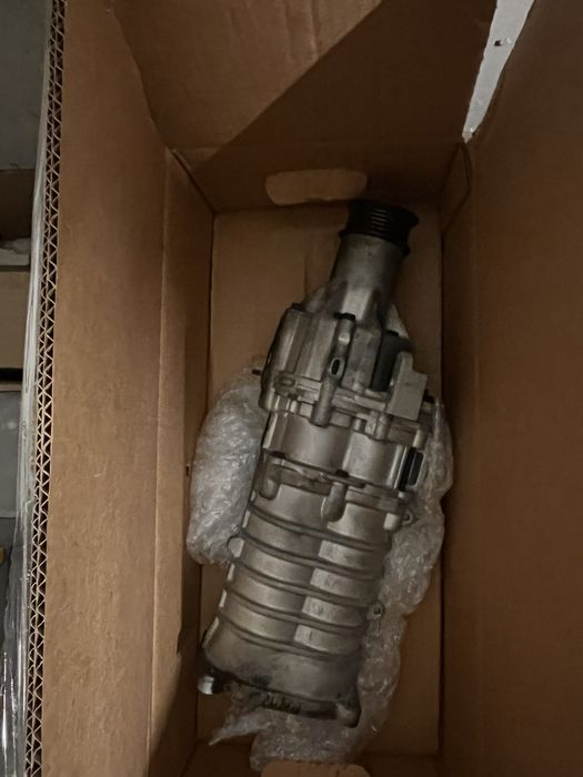 Volvo xc90 2017 supercharger