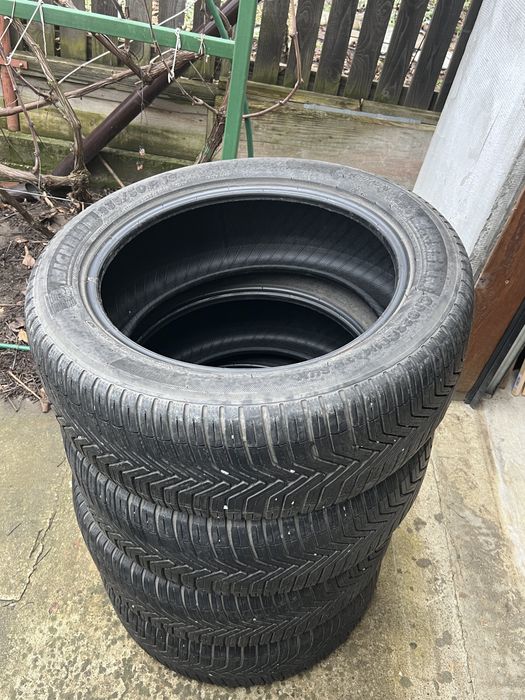 Michelin Cross Climate 235/50/R18