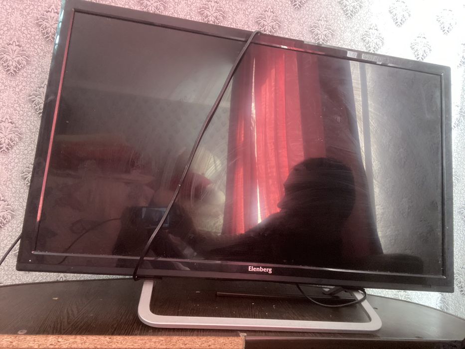 продам телевизор