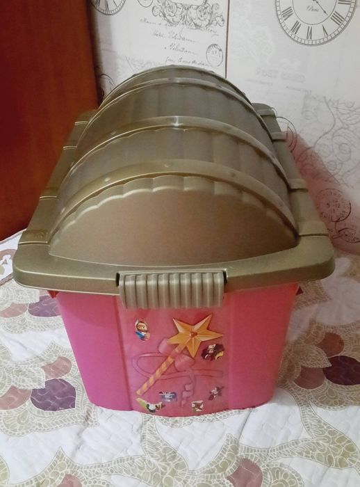 Cufăr cu roți pentru depozitare jucării