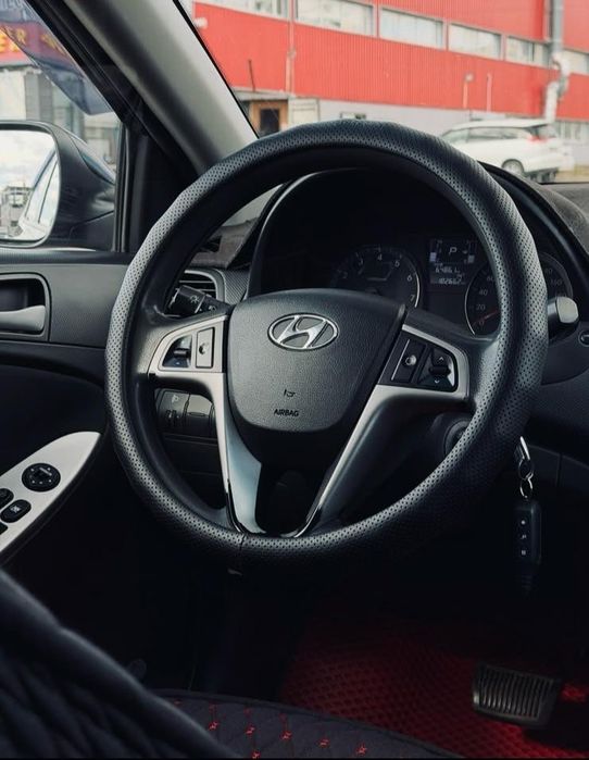 ПРОДАЮ Hyundai solaris 2015 года.