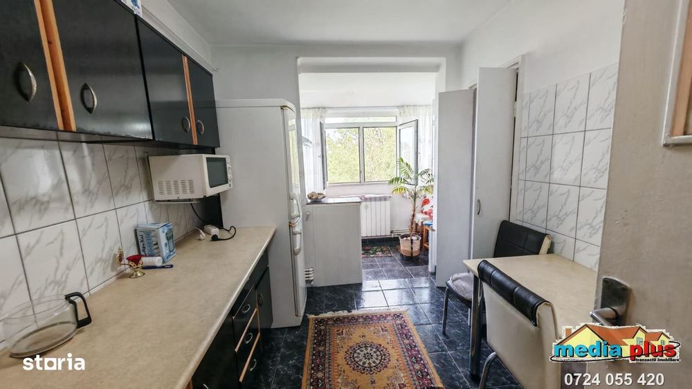 Apartament cu 3 camere decomandat, Tiglina II — fotografia 3