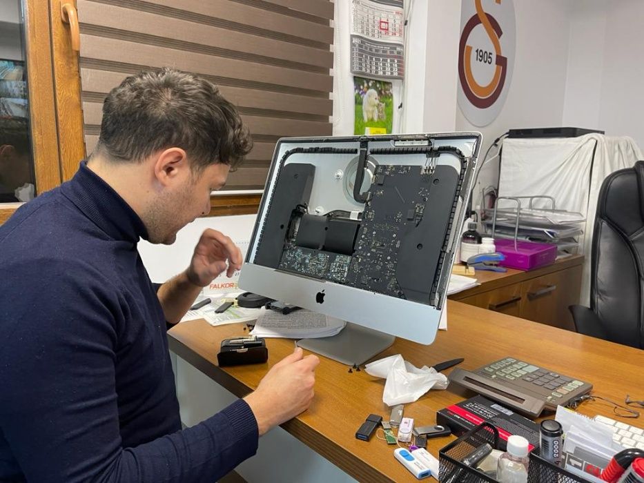 Service Mac Apple Upgrade/Instalare/Reparatii MacBook Pro, Air, iMac