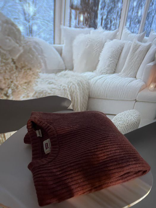 Pulover Levi’s dama