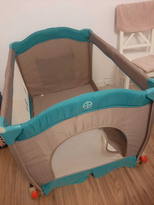 Patut pliabil krausman play yard luxury