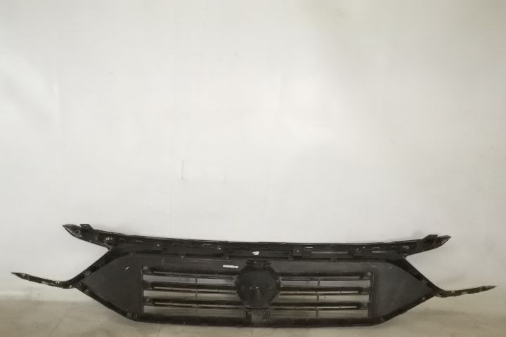 Grila Centrala Originala In Stare Buna SsangYong Rexton Y400 2017 2018