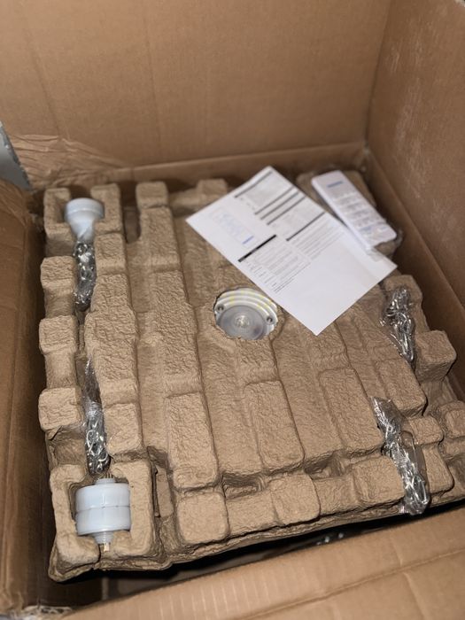 Lampă LED UFO High Bay Daewoo cu Senzor – Nouă – 99,99 Lei