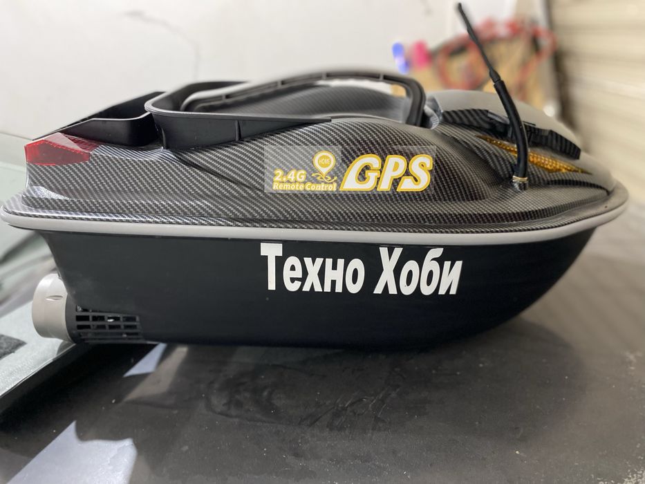 Лодка за захранка HJ817  с GPS,автопилот и круиз контрол