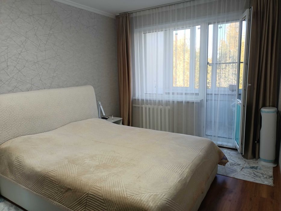 Продам 4-х комнатную квартиру