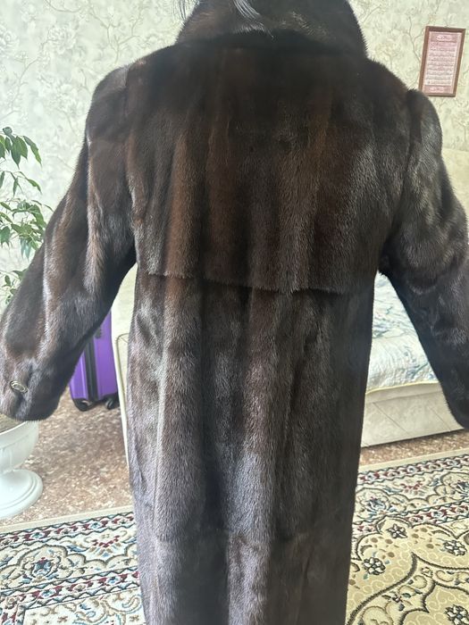 Шуба норковая ..