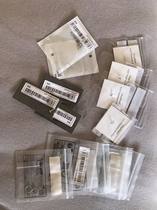 Титаниеви обеци за пиърсинг и уши , нови - неразпечатвани