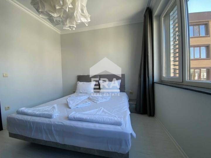 Продава се Тристаен апартамент в Поморие - 87 кв.м за 1605 €/кв.м - Снимка #2