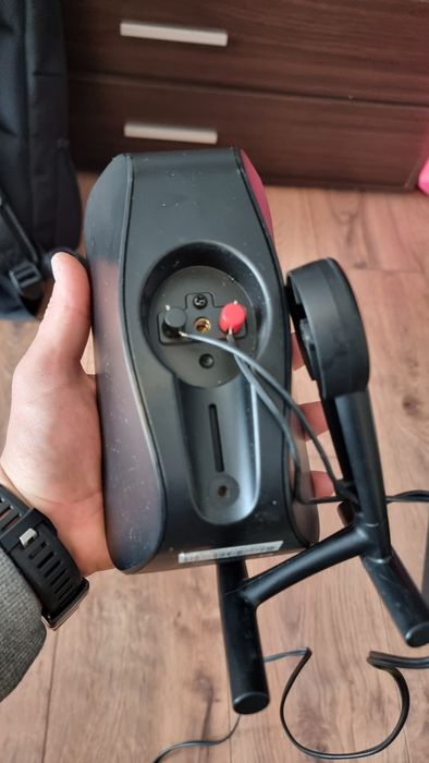 Активен субуфер JBL sub 200/230 и сателити