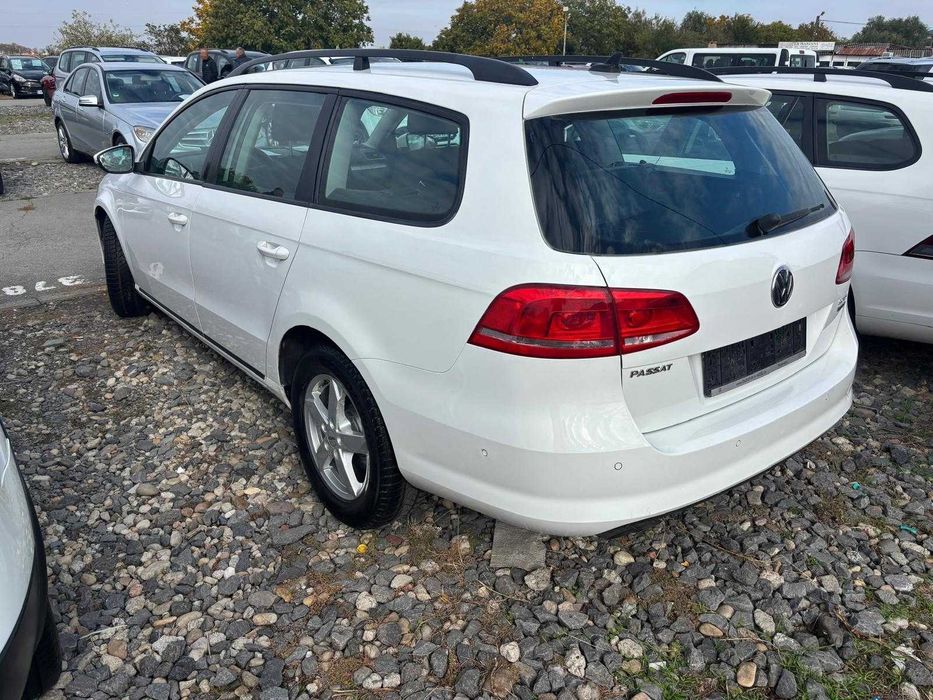 VOLKSWAGEN Passat 2011 — imagine 4