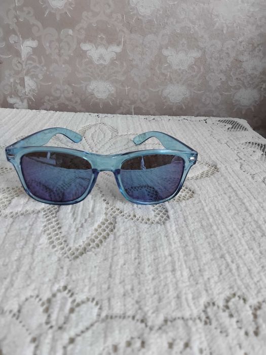 Слънчеви очила с голяма УВ защита