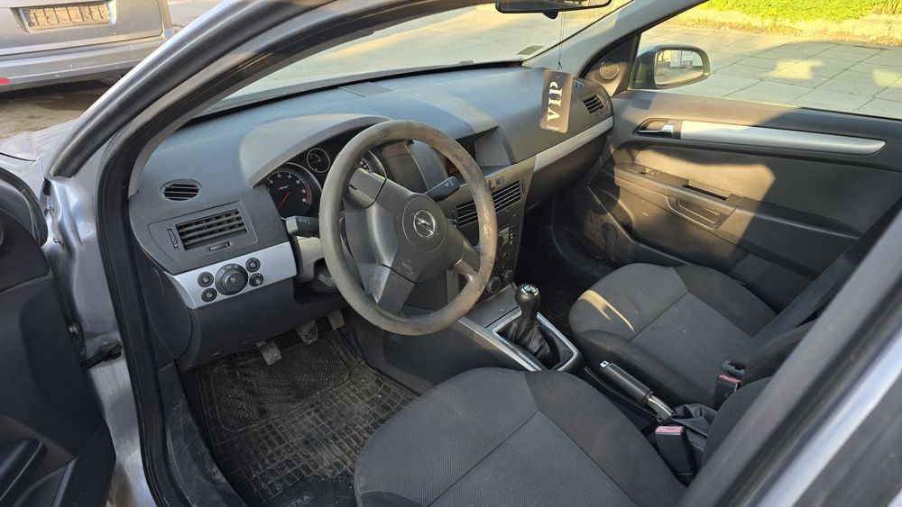 Opel Astra H 1.6 105 коня на части