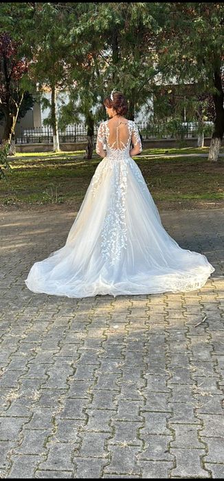 .Rochie mireasă.