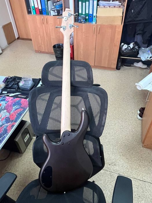 Бас-гитара Cort Action PJ + чехол и комплект струн