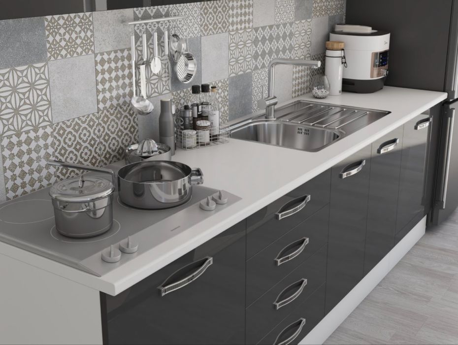 Vând mobila de bucatarie  ca noua