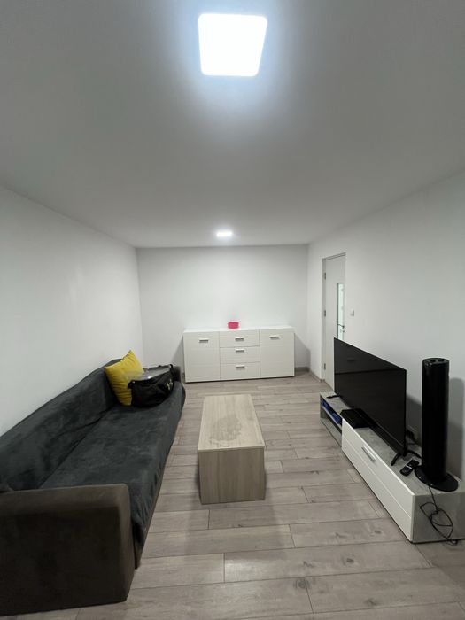 Garsoniera Resita zona Mociur