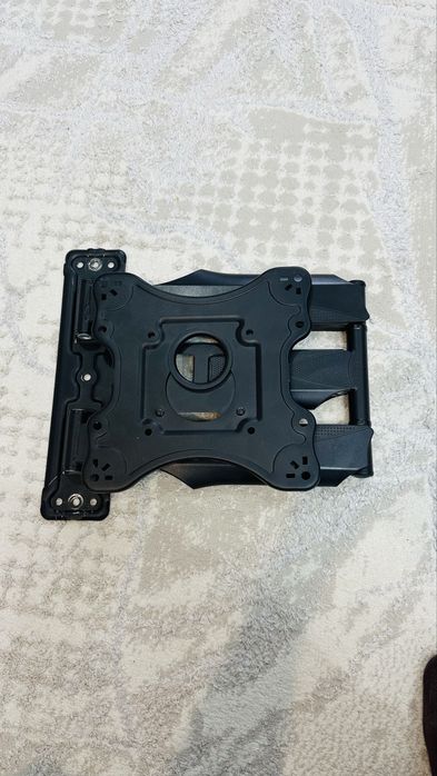 Продам кронштейн под телевизор