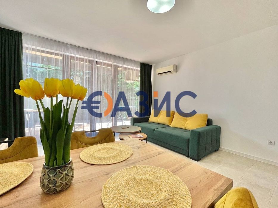 Продава се Тристаен апартамент в Свети Влас - 82 кв.м за 1074 €/кв.м - Снимка #11