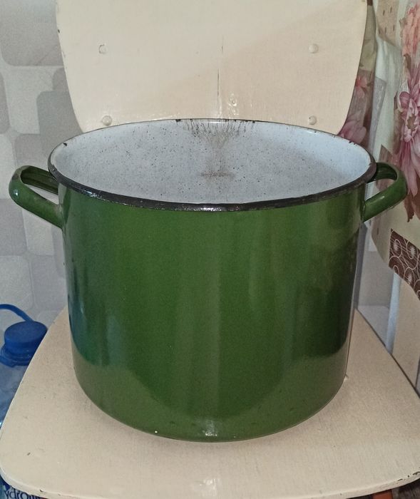 Продаются кастрюли