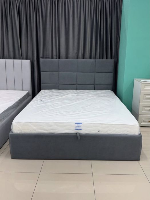 Кровать двухспальная