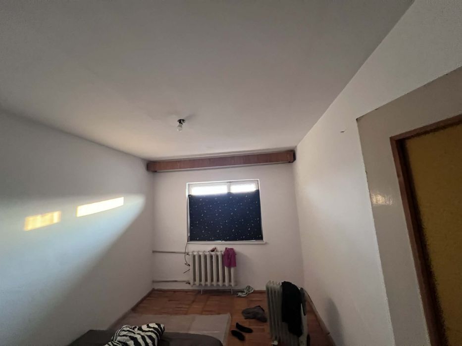 Apartament de vanzare cu 3 camere