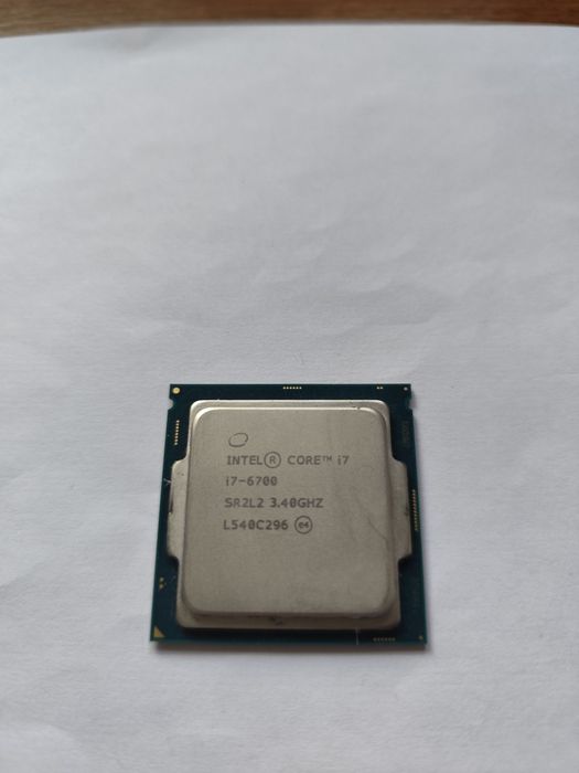 Продам процессор i7 6700