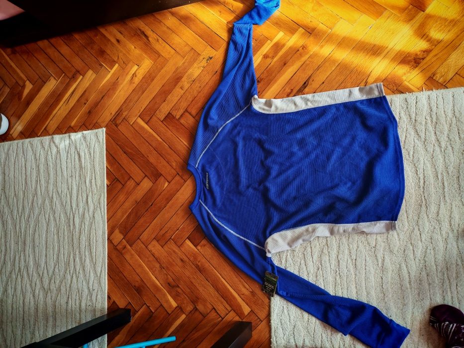 Продавам оригинална термо блуза  Realtree  размер L