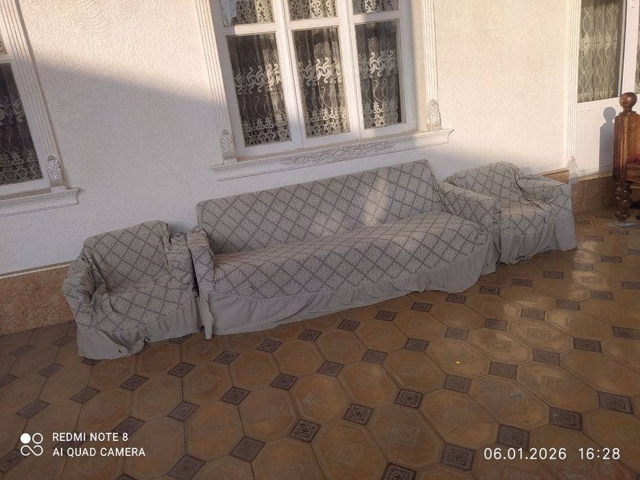 Divan+2 kreslo 450.000 сум