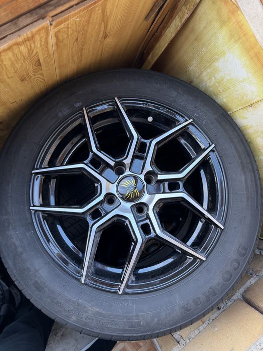 Продам диск с резиной летнее