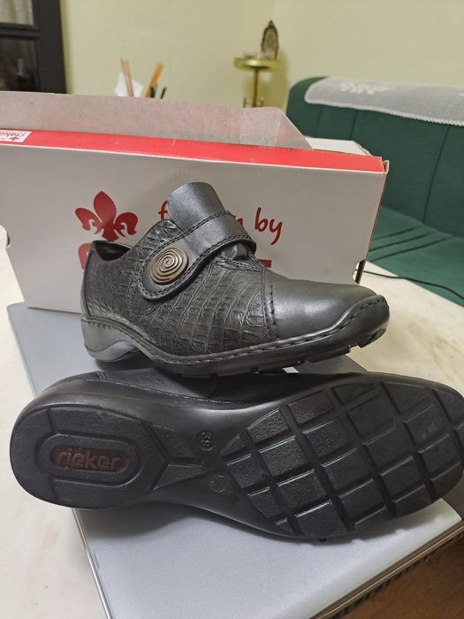 Обувки-Riker състояние, използвани