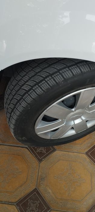 Lacetti sotiladi yoki arenda vikupga beriladi.