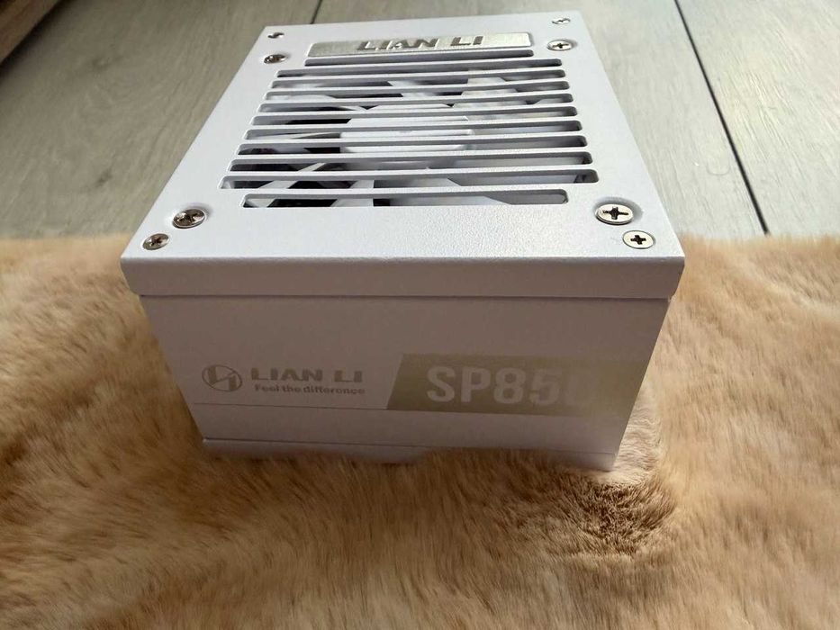 Sursa Lian Li SP850  SFX 80+ Gold  modulara/Alb