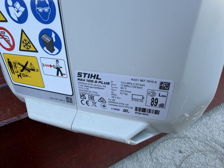 Stihl spalator cu presiune pe acumulator