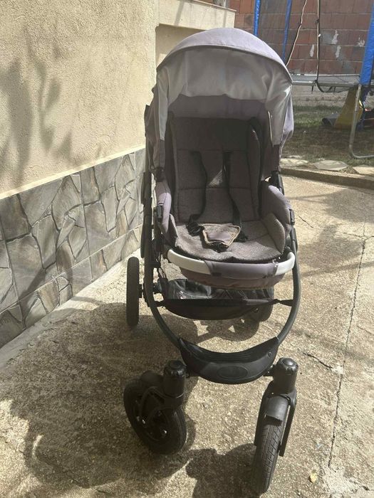 Детска количка .