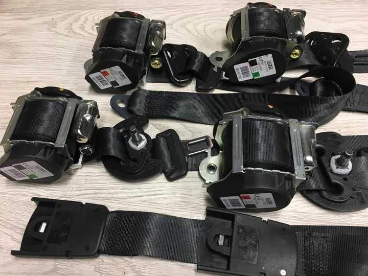 Set 4 Centuri Siguranta Peugeot 208/2008 New Model 2021