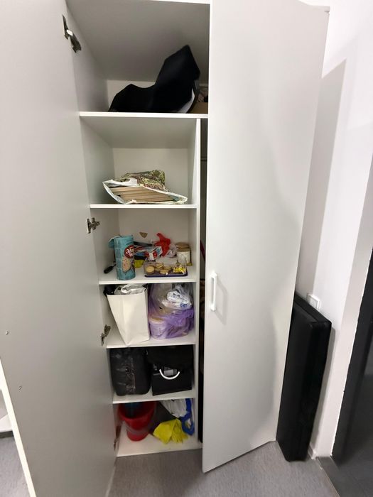 Шкаф двухдверной